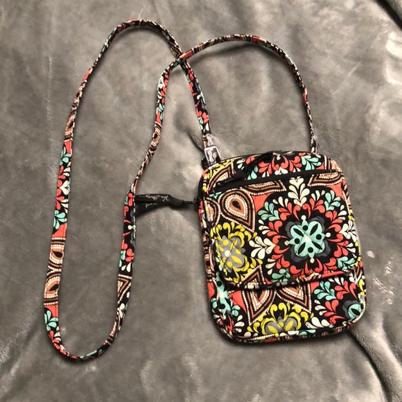 Vera Bradley Crossbody - Picture 1 of 6